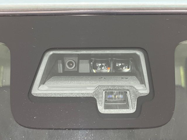 �y�X�Y�L �Z�[�t�e�B�T�|�[�g�z���s���ɑO���̎ԗ�����F�����A�Փ˂������Ȏ��͌x��ƃu���[�L�ŏՓˉ���Ɣ�Q�y�����A�V�X�g�B�����S�Ƀh���C�u�����y���݂��������܂��B