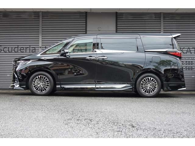 �����d���X���C�h�h�A(�C�[�W�[�N���[�U�[�@�\�E�����^�b�`�V�[�\�[�X�C�b�`�E�����̃X�C�b�`�ŊJ�\�ł�)