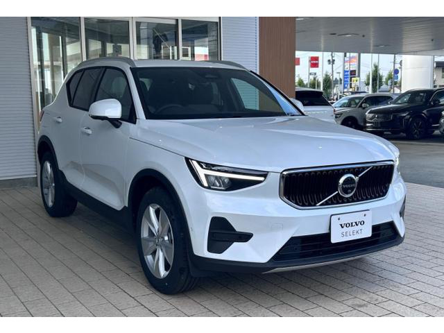 XC40プラス B4 AWD 4WD