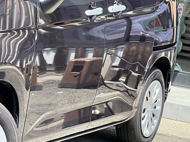 当店は、自社ブランドエアロ『RUIMF』を作成しており、プリウス・プリウスαのコンプリートカーを販売しております!!多くの雑誌やイベントで紹介されています♪♪