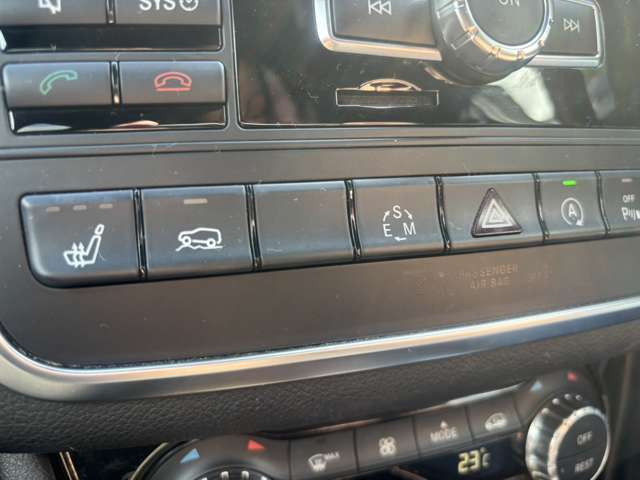 �^�]�ȏ���ȃV�[�g�q�[�^�[