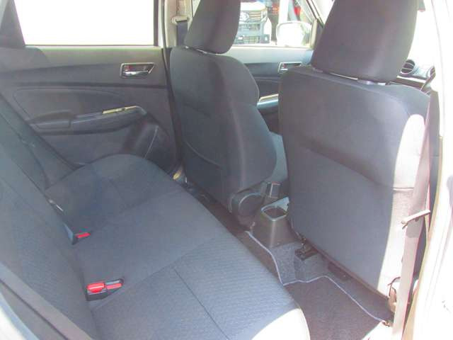 �{�������������肪�Ƃ��������܂��B������̎ԗ��f�ڒ��݌ɂ���!!�����X�̍ۂ͂��A�����肢�v���܂��B