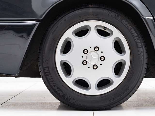 ���X�͍����A���Ԑ��X�����炱�������ɗ͂����Ă��܂��B�J�X�^���˗��͂��Ƃ��R�[�f�B���O��[�Ԑ����A������������̂��q�l���炨�₢���킹������D�]���������Ă���܂��B���i����ׂ�Δ[���̃v���C�X�ł�