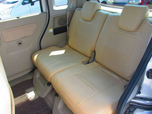 �{�������������肪�Ƃ��������܂��B������̎ԗ��f�ڒ��݌ɂ���!!�����X�̍ۂ͂��A�����肢�v���܂��B