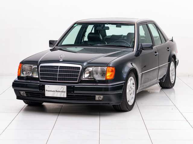 �y �o���O���[�v���^�c �z���X�͍����L���̍����A���Ԑ��X�ł��B���m���ɂĉ^�c���Ă���܂��B���q�l������ڎw���A���S���č����A���Ԃɂ���蒸����悤����`���������܂��B�S�ăA�y���^�ɂ��C�����������B