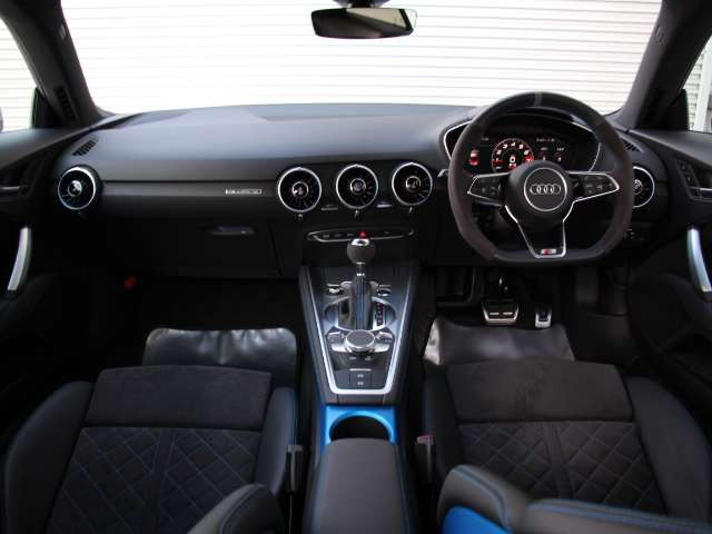 TTクーペファイナル エディション 4WD