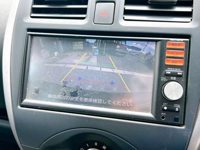 【バックカメラ】後方確認や車庫入れも安全・快適ですね♪