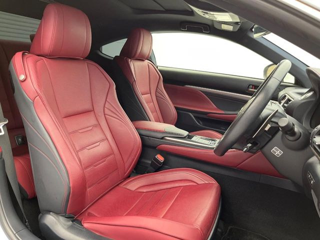 �^�]�Ȃ܂��ɂ͏\���ȃX�y�[�X������A�啿�ȕ��ł��������^�]���Ă�����������ł��B