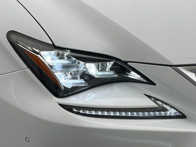 �y�p�^LED�w�b�h���C�g�z�X�^�C���b�V���Ȍ����ڂ̊p�^LED�w�b�h���C�g�𑕔���X�^�C�������łȂ��A��Ԃ̑��s�����E�ǍD�ň��S���Ă���肢�������܂��B