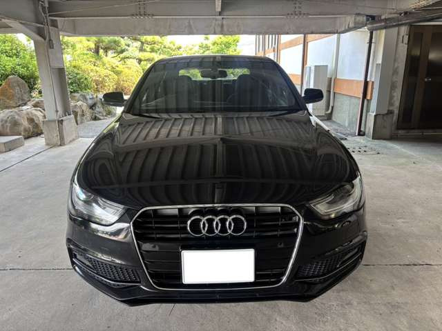 A42.0 TFSI Sラインパッケージ