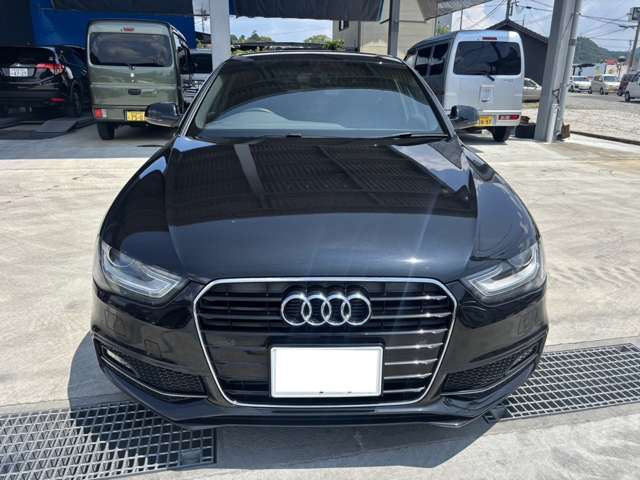 A42.0 TFSI Sラインパッケージ