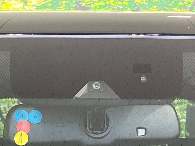 �y�O�He-Assist�z���s���ɑO���̎ԗ�����F�����A�Փ˂������Ȏ��͌x��ƃu���[�L�ŏՓˉ���Ɣ�Q�y�����A�V�X�g�B�����S�Ƀh���C�u�����y���݂��������܂��B