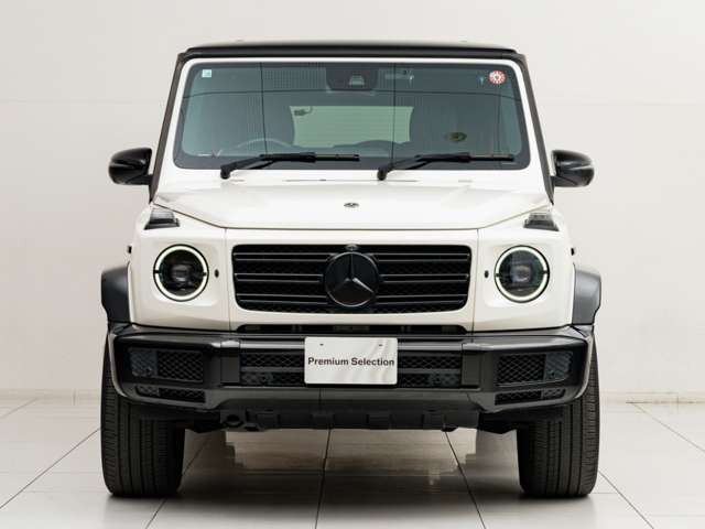 【 manufaktur 】マヌファクトゥーア、マヌファクチャー、マニファクチャー、マヌファクトetc.「製造・製作」の意味を持つドイツ語だそう。このような限定車の仕様も限りなく再現することが可能です。