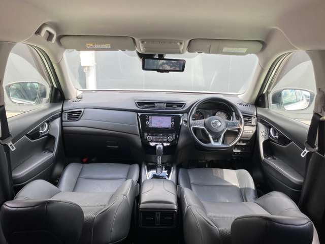 エクストレイル2.0 20Xi ハイブリッド 4WD