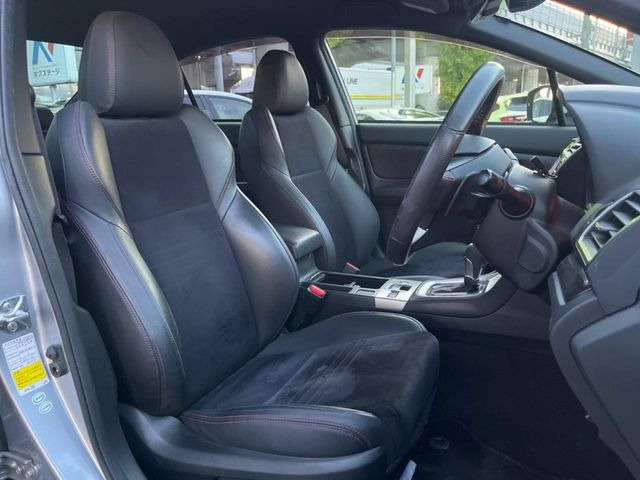 �y�n�[�t���U�[�V�[�g�z�������ƍ���S�n�𗼗������l�C�̃V�[�g���w�ʁE���ʂ̃t�@�u���b�N�f�ނ́A�ʋC���̗ǂ��⊊��ɂ����ɗD��Ă��܂��B�C���╞���ɍ��E���ꂸ���K�ɂ���肢�������܂��B