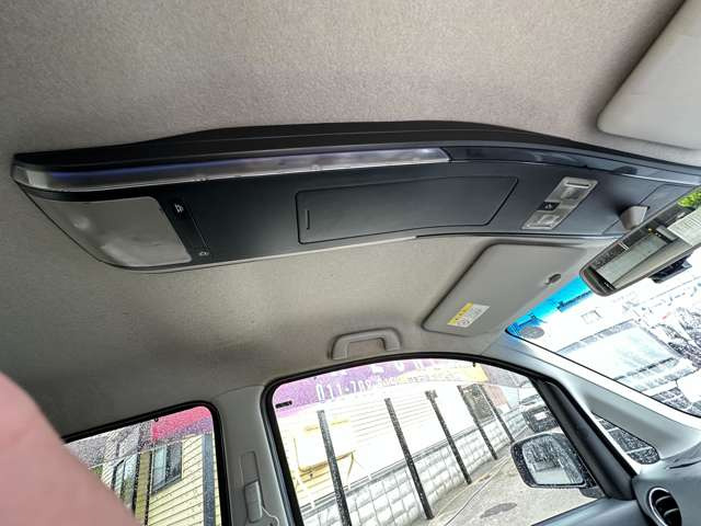 ���X�܂œ��ЃX�^�b�t���S�����߂Ĕ��������e�i���X�v���܂�!