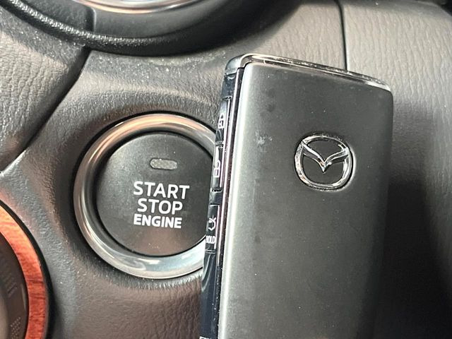 �y�A�h�o���X�g�L�[�z�J�o����|�P�b�g�ɓ��ꂽ�܂܂ł��h�A�̎{���E�������\�ȃX�}�[�g�L�[�𑕔��B�G���W���̃I���E�I�t�����J�M�����o���K�v����������Ƃ��Ă��֗��ł���