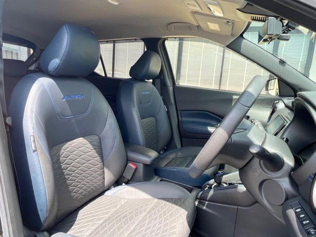 �y���烌�U�[�V�[�g�z����̂ӂ���肪�e�ՂŃ����e�i���X�����ȒP�ȁA�@�\���ɗD��鍇����v���̗p�����㎿�ȃV�[�g�ł��B����S�n���悭�A���������ӂ��S�n�ǂ��ԓ���Ԃ����o���Ă���܂��B