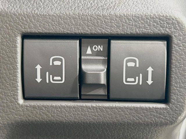 �y�����p���[�X���C�h�h�A�z�X�}�[�g�L�[��^�]�Ȃ̃X�C�b�`�Ō�ȗ����X���C�h�h�A�̊J���\���d��������͂����ăh�A���J����K�v�������A�����Ȃ��q�l�ł��ȒP�ɊJ���߂ł����K�ł���