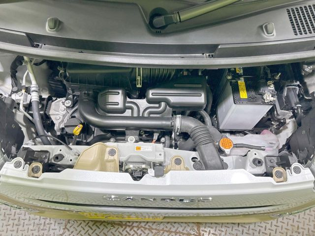 親切・丁寧な専門メカニックスタッフが応対!・車検・点検整備・事故等の修理などアフターサービスも安心。お車のカスタマイズもネクステージのサービススタッフまでご相談ください!