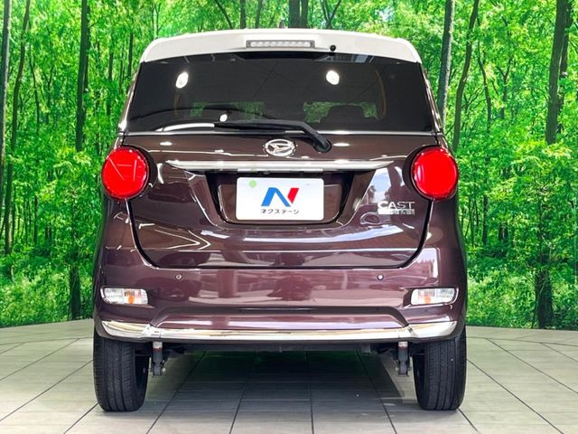 安心の最長10年・走行無制限保証(有償)をご用意。保証内容も充実はもちろん、無料点検&オイル交換や、年中無休の全国・24時間ロードサービスも付帯されておりますのでご安心下さい。