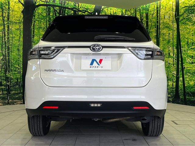 安心の最長10年・走行無制限保証(有償)をご用意。保証内容も充実はもちろん、無料点検&オイル交換や、年中無休の全国・24時間ロードサービスも付帯されておりますのでご安心下さい。