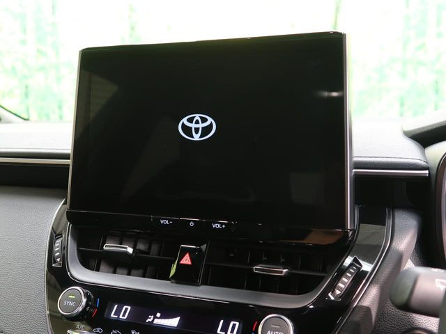 �y10.5�C���` �f�B�X�v���C�I�[�f�B�I�v���X�z���ʂ̃f�B�X�v���C��AppleCarPlay��AndroidAuto�����p�\�B�傫�ȉ�ʂŃX�}�z�i�r�A�v���������p���������܂���