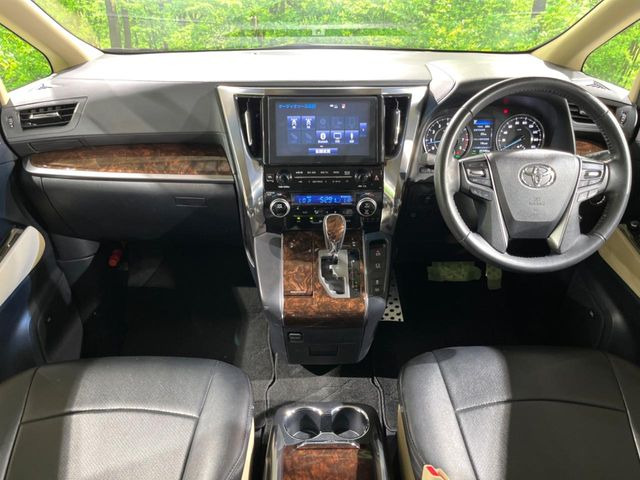 グループ総在庫数約30,000台!!全国の系列店からメーカー・車種問わずご紹介出来るので、あなたにピッタリのお車が見つかるはずです♪まずはお問い合わせ下さい☆