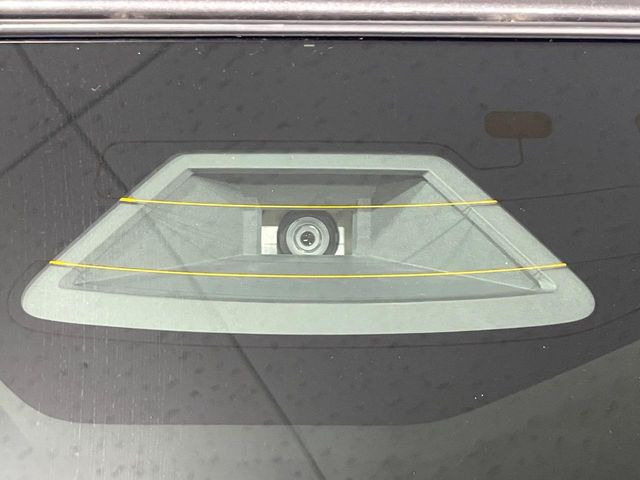 �y�X�Y�L �Z�[�t�e�B�T�|�[�g�z���s���ɑO���̎ԗ�����F�����A�Փ˂������Ȏ��͌x��ƃu���[�L�ŏՓˉ���Ɣ�Q�y�����A�V�X�g�B�����S�Ƀh���C�u�����y���݂��������܂��B