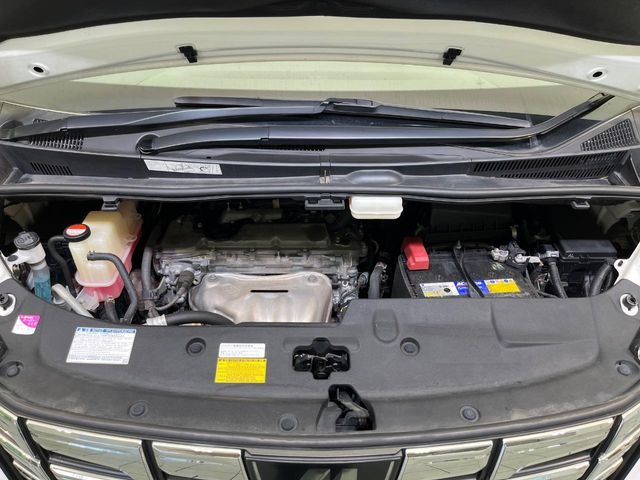 親切・丁寧な専門メカニックスタッフが応対!・車検・点検整備・事故等の修理などアフターサービスも安心。お車のカスタマイズもネクステージのサービススタッフまでご相談ください!