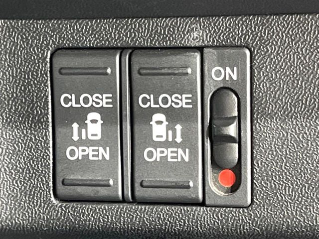 �y�����p���[�X���C�h�h�A�z�X�}�[�g�L�[��^�]�Ȃ̃X�C�b�`�Ō�ȗ����X���C�h�h�A�̊J���\���d��������͂����ăh�A���J����K�v�������A�����Ȃ��q�l�ł��ȒP�ɊJ���߂ł����K�ł���