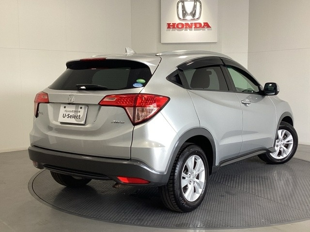 ヴェゼル1.5 X 4WD