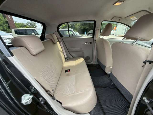 気になるお車がありましたら右の電話番号から直接お店にお問い合わせください。支払方法から車両情報、状態までなんでもご説明させて頂きます。スタッフ一同ご連絡お待ちしております。