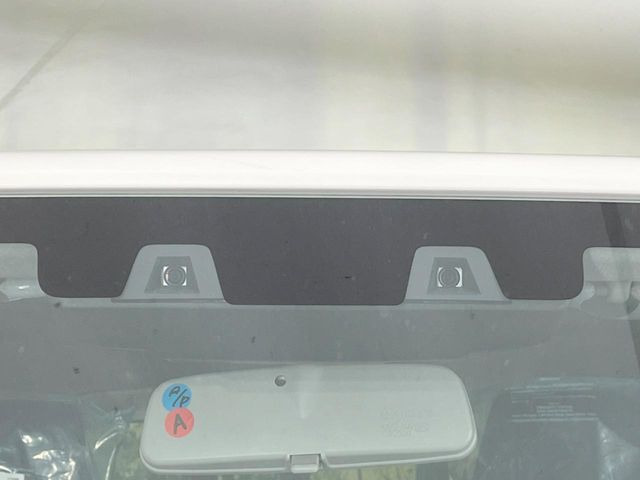 �y�X�Y�L �Z�[�t�e�B�T�|�[�g�z���s���ɑO���̎ԗ�����F�����A�Փ˂������Ȏ��͌x��ƃu���[�L�ŏՓˉ���Ɣ�Q�y�����A�V�X�g�B�����S�Ƀh���C�u�����y���݂��������܂��B