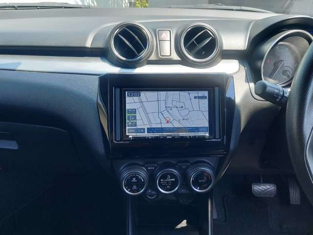 ���ЊO7�C���`�������[�i�r�Q�[�V����(NX616)!�t���Z�OTV!TV�L�b�g�t!Bluetooth�ڑ���!CD/DVD�Đ��@�\!ETC!�@�\�[����1��ł���