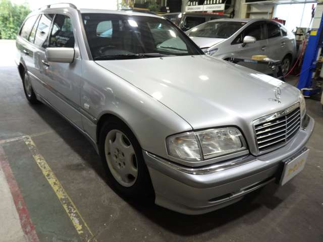 CクラスワゴンC240