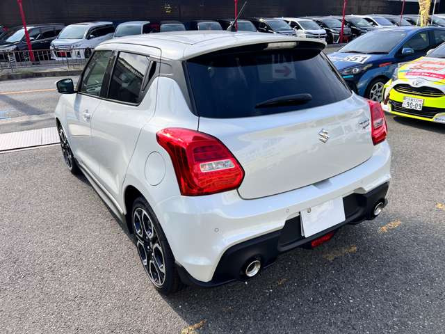 7�N1���o�^�ŏI���f��180�n��ECU�R���v���[�gGZOX�K���X�{�f�B�R�[�g�t���Ō�̃p�[���X�C�X�|1�������𓦂��Ƃ���2�x�ƒT���Ȃ������e�d�l���p�ӂł��܂�!�ԍ����}�t���[������]�̃p�[�c���i���i�r�̂��p�ӂ�