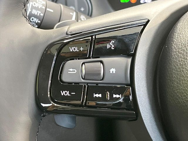 �y�A�_�v�e�B�u�N���[�Y�R���g���[���z�������H�ł̒��������s���y��!!�����ő��x��ۂN���[�Y�R���g���[�����A�Փˌy���V�X�e���ƘA�g���A�O���̎ԗ������m���ĎԊԂ�ۂ悤�ɑ��x���߂��Ă���܂�!!