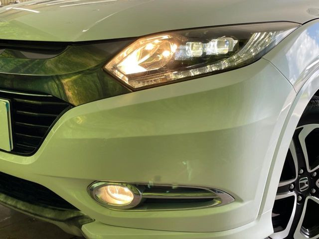 �yLED�w�b�h���C�g�z���V����ԑ��s�����ǍD�Ȏ��E���m�ۂ����S���ĉ^�]�ł��鍂�P�xLED�w�b�h���C�g�𑕔�!�_�����x�������A����d�͂��}�����Ă��܂��B