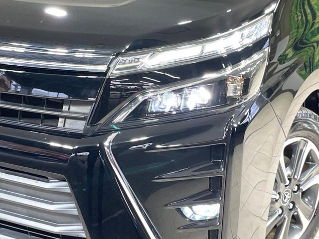 �yLED�w�b�h���C�g�z���V����ԑ��s�����ǍD�Ȏ��E���m�ۂ����S���ĉ^�]�ł��鍂�P�xLED�w�b�h���C�g�𑕔�!�_�����x�������A����d�͂��}�����Ă��܂��B