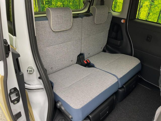 ���i���ȃI���W�i���t���A�}�b�g���I�v�V�����ɂĂ��p�ӂ��Ă���܂��B���D���ȃf�U�C����J���[�����Ԃɍ��킹�đI��ł����������Ƃ��ł��܂���