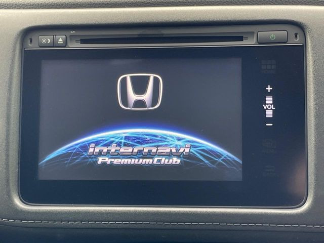 �y�����i�r�z�l�C�̏����i�r�𑕔����Ă���܂��B�i�r�̎g���₷���͂������A�I�[�f�B�I�@�\���[��!�L�����v�◷�s�͂������A�ʋ΂┃�����ȂǕ��i�̃h���C�u���y�����Ȃ�͂���