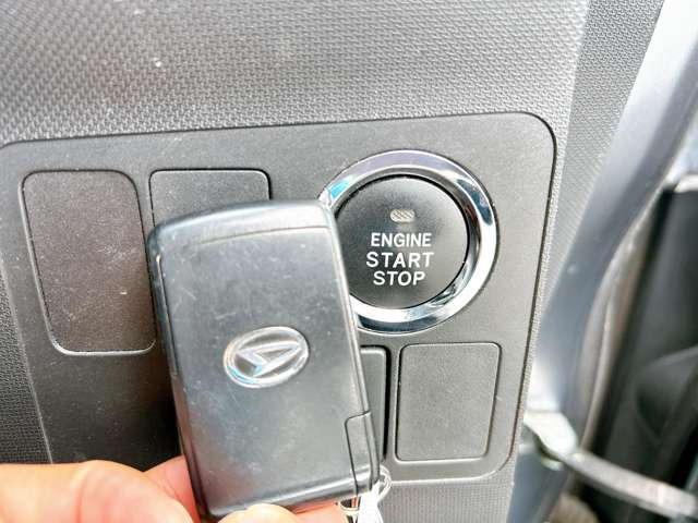 �y�X�}�[�g�L�[&�v�b�V���X�^�[�g�V�X�e���z�J�o����|�P�b�g�ɓ��ꂽ�܂܃h�A�̊J���ł��A�����^�b�`�Ŋy�X�G���W�����������܂���