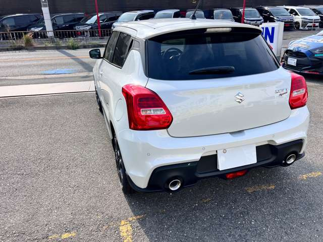 7�N1���o�^�ŏI���f��180�n��ECU�R���v���[�gGZOX�K���X�{�f�B�R�[�g�t���Ō�̃p�[���X�C�X�|1�������𓦂��Ƃ���2�x�ƒT���Ȃ������e�d�l���p�ӂł��܂�!�ԍ����}�t���[������]�̃p�[�c���i���i�r�̂��p�ӂ�