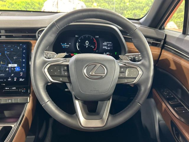 �y�����v�����X�e�A�����O�z�㎿�Ȋv���g�p���邱�ƂŁA��ɂ����������݂ƂĂ��^�]���₷���n���h���ł���