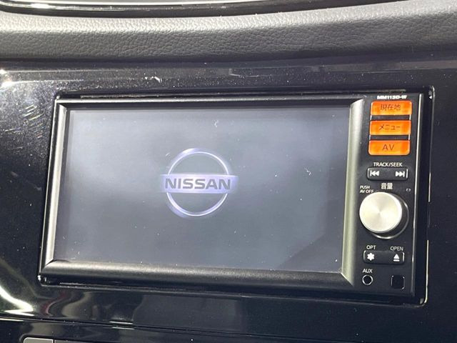 �y�����i�r�z�l�C�̏����i�r�𑕔����Ă���܂��B�i�r�̎g���₷���͂������A�I�[�f�B�I�@�\���[��!�L�����v�◷�s�͂������A�ʋ΂┃�����ȂǕ��i�̃h���C�u���y�����Ȃ�͂���