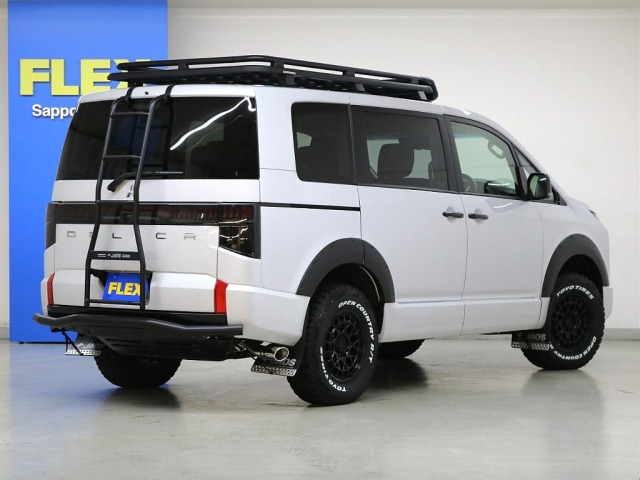 デリカD:52.2 ブラック エディション 4WD