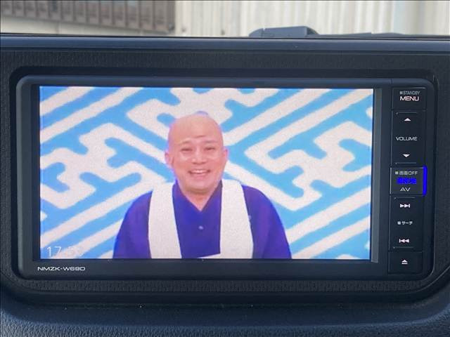 自社鈑金工場もありますので、万が一のキズ・ヘコミ・事故にも迅速にご対応させていただきます!