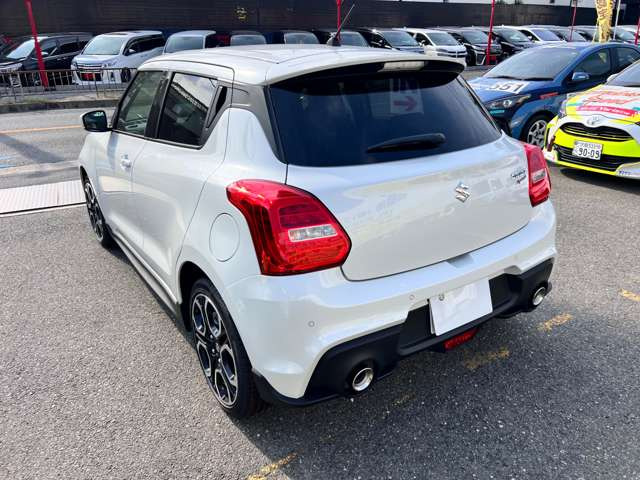 7�N1���o�^�ŏI���f��180�n��ECU�R���v���[�gGZOX�K���X�{�f�B�R�[�g�t���Ō�̃p�[���X�C�X�|1�������𓦂��Ƃ���2�x�ƒT���Ȃ������e�d�l���p�ӂł��܂�!�ԍ����}�t���[������]�̃p�[�c���i���i�r�̂��p�ӂ�