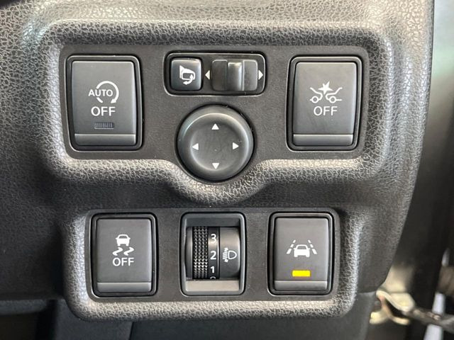 �y�C���e���W�F���g�G�}�[�W�F���V�[�u���[�L�z�t�����g�J�����őO���̎ԗ�����s�҂����m�B�Փ˂������Ȏ��͏Փ˔�Q�y���u���[�L���쓮�A�Փˉ�����T�|�[�g�B�����S�Ƀh���C�u�����y���݂��������܂��B